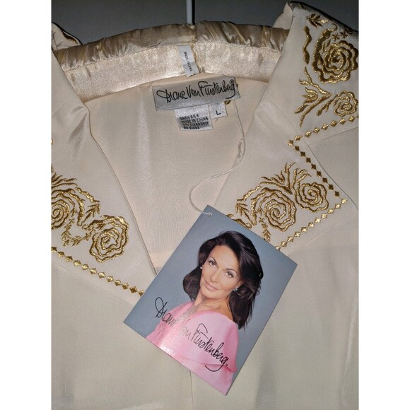 NWT Vtg DVF 100% Silk Blouse Sz L Ivory Gold Floral Embroidery Luxury Designer - Picture 14 of 15
